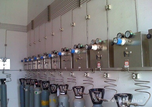 实验室集中供气系统安装