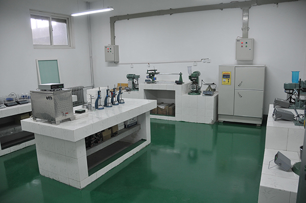 深圳学校水泥实验室装修设计工程案例